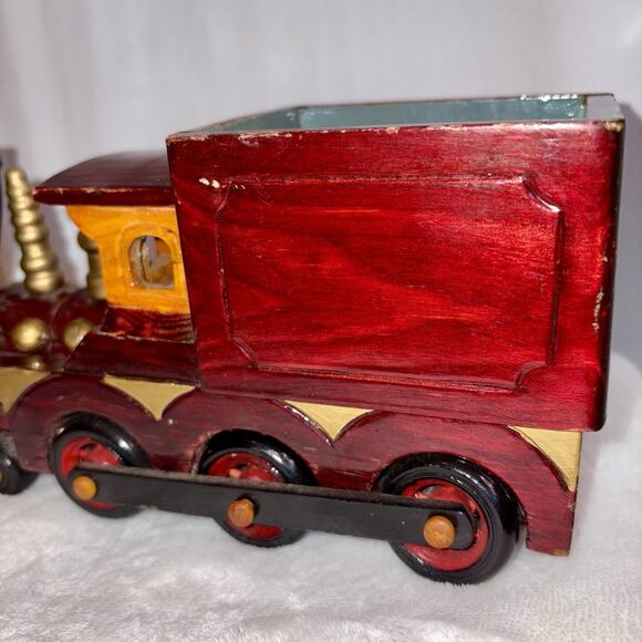 Wooden Train Centerpiece PBC International Locomotive Candy Or Pencil Holder - Picture 4 of 13